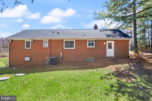 38956 Rickard Rd, House other with 3 bedrooms, 3 bathrooms and null parking in LOVETTSVILLE VA | Image 44