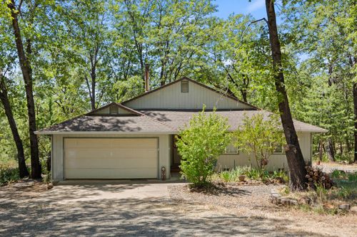 4930 Papaya Rd, Forest Ranch, CA, 95942-9654 | Card Image