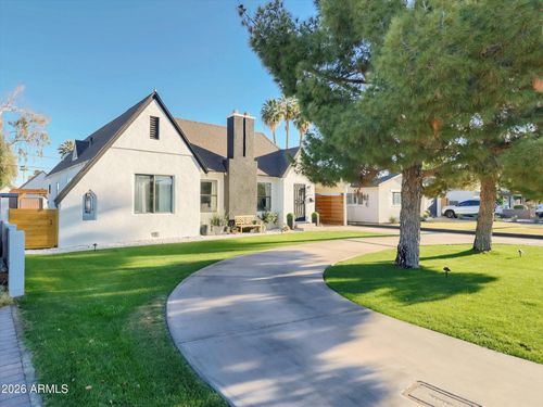 2204 E Whitton Avenue N, Phoenix, AZ, 85016 | Card Image