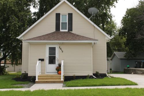 2415 8th Ave So, Fort Dodge, IA, 50501 | Card Image