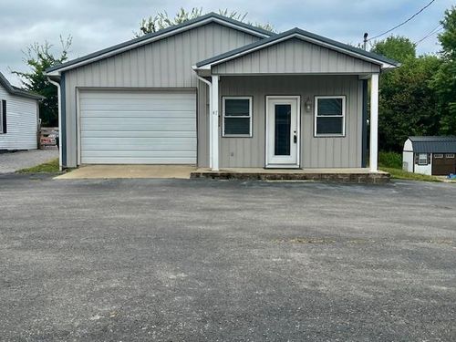 47 N Seminary St, Madisonville, KY, 42431-1933 | Card Image