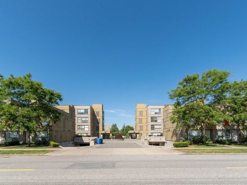 313-12075 228 St, Maple Ridge, BC, V2X6M2 | Card Image