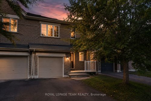 239 Tandalee Cres, Kanata, ON, K2M0A2 | Card Image