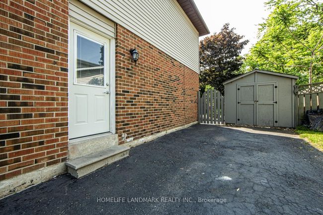 915 Harding St, House other with 3 bedrooms, 2 bathrooms and 3 parking in Whitby ON | Image 49