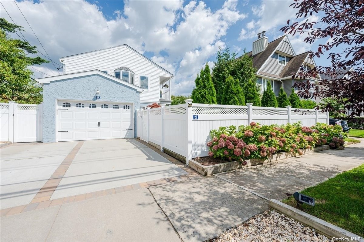 Albany Blvd, Atlantic Beach, NY 11509