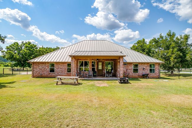 11035 Orchards Blvd, House other with 4 bedrooms, 3 bathrooms and null parking in Cleburne TX | Image 33