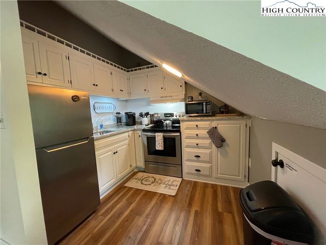 J-50 - 165 Briarcliff Rd, Condo with 1 bedrooms, 1 bathrooms and null parking in Beech Mountain NC | Image 19