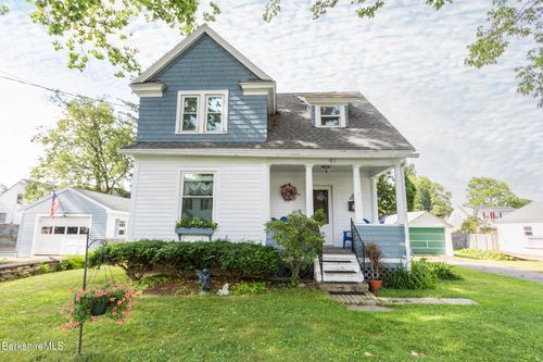 41 Oak St, Dalton, MA, 01226-1419 | Card Image