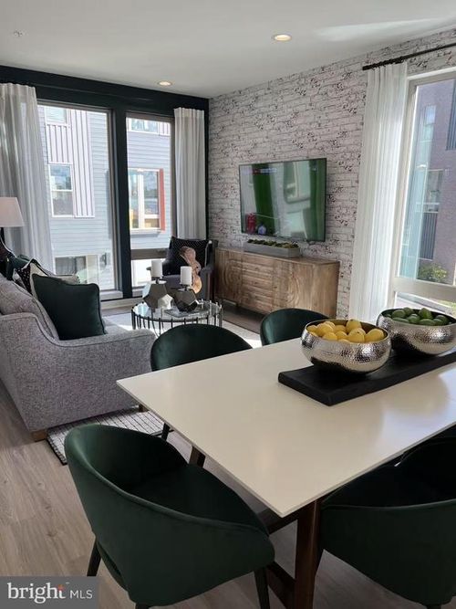 3103 Beachview Ln, PHILADELPHIA, PA, 19125-4367 | Card Image