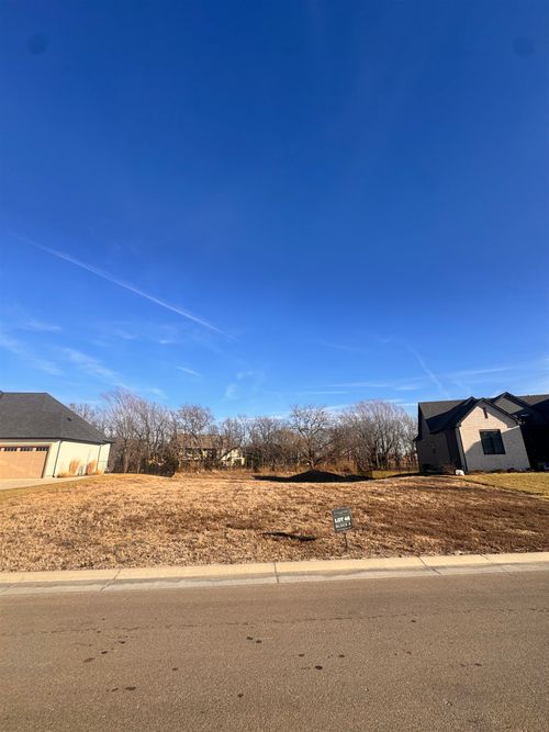 2360 N Sagebrush Ct, Wichita, KS, 67230-7271 | Card Image