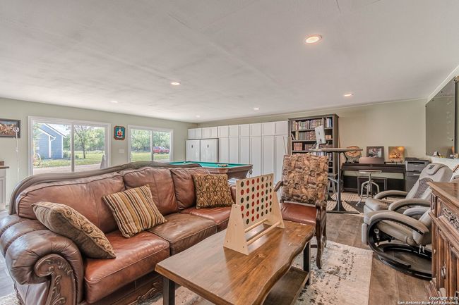 3951 Briar Hollow St, House other with 3 bedrooms, 2 bathrooms and null parking in San Antonio TX | Image 73
