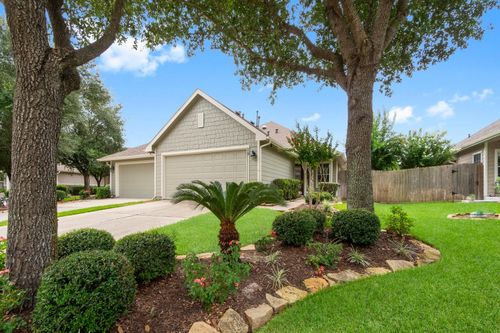 15 E Kentwick Pl, Conroe, TX, 77384-5109 | Card Image