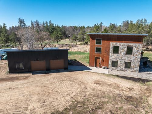 393 West Ave, Nevis, MN, 56467-4333 | Card Image