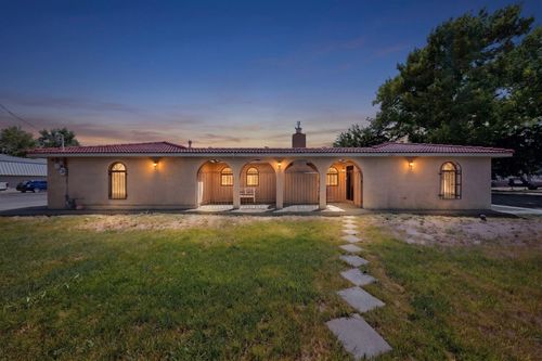 201 Sichler Rd Sw, Los Lunas, NM, 87031-7362 | Card Image