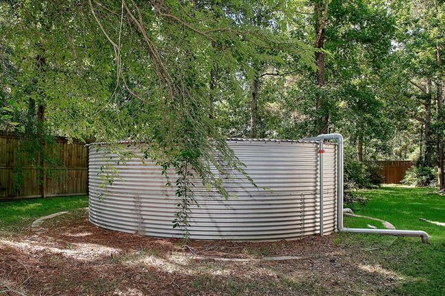 Rain Water Collection Tank - Can Be Hooked Up to Water Well! | Image 31