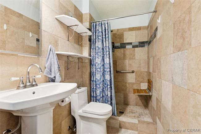 Owner's ensuite Bathroom | Image 20