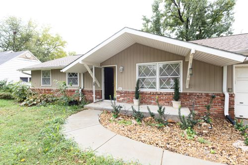 810 W Deerfield St, Springfield, MO, 65807-4210 | Card Image