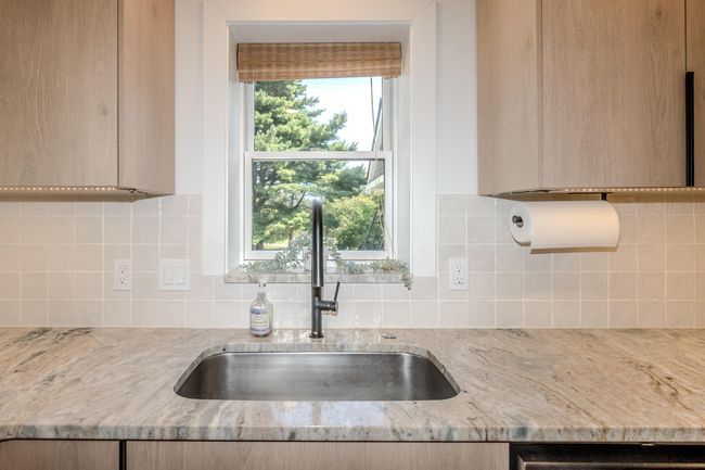 UNIT-1 - 1319 W Textile Rd, Home with 2 bedrooms, 1 bathrooms and null parking in Ann Arbor MI | Image 23