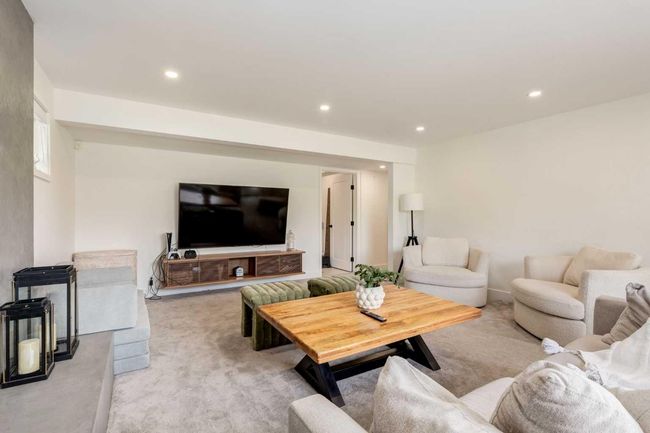 11 Grove Lane, House other with 5 bedrooms, 3 bathrooms and 8 parking in Rocky View County AB | Image 17