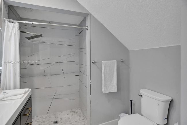 NONE - 951 Nw 4 Th Ct, House other with 6 bedrooms, 5 bathrooms and null parking in Boca Raton FL | Image 9
