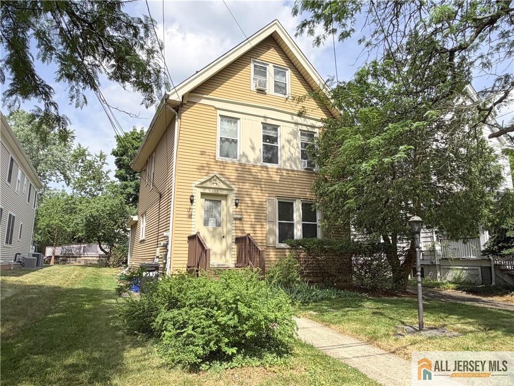 105 N 3Rd Ave, Highland Park, NJ 08904