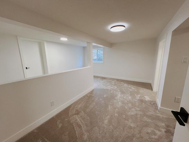 52 Patterson Cres Sw, House other with 5 bedrooms, 4 bathrooms and 4 parking in Calgary AB | Image 36