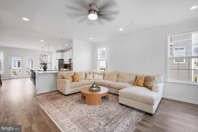 1025 Overlook Way, Townhouse with 4 bedrooms, 4 bathrooms and null parking in LAUREL MD | Image 20
