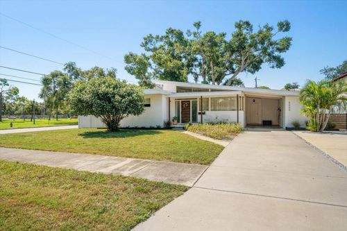 8000 31st Ave N, ST PETERSBURG, FL, 33710-2202 | Card Image