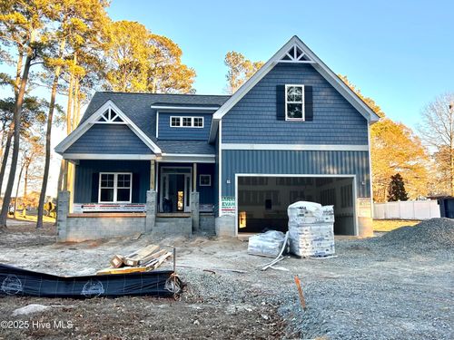 115 Brisbayne Cir, La Grange, NC, 28551-7685 | Card Image