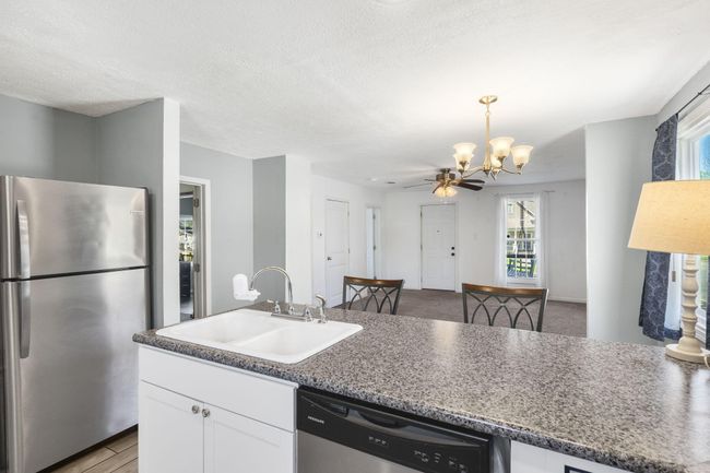 Kitchen | Image 16