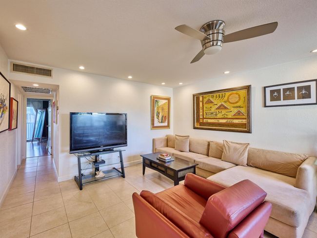 741 - 741 Monaco P, Condo with 2 bedrooms, 2 bathrooms and null parking in Delray Beach FL | Image 13