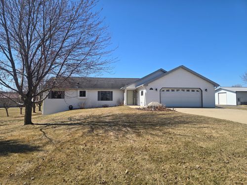 105 Park View Dr, Vergas, MN, 56587-4237 | Card Image