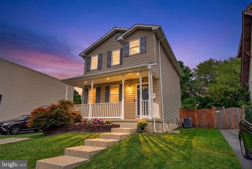 8 Glenwood Ave, CATONSVILLE, MD, 21228-3428 | Card Image