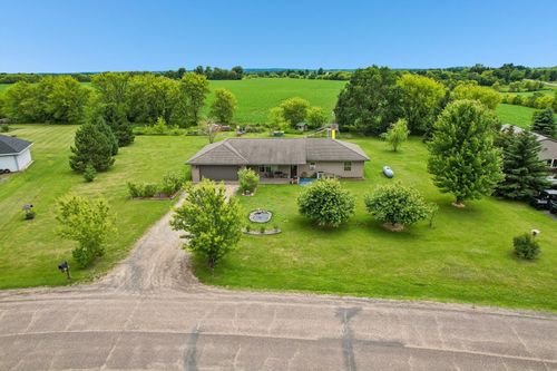 1890 98th Ave, Dresser, WI, 54009-4718 | Card Image
