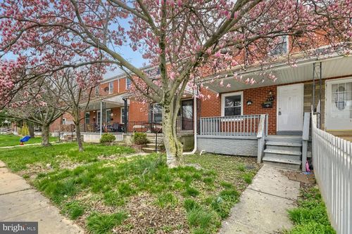 930 Foxwood Ln, BALTIMORE, MD, 21221-5928 | Card Image