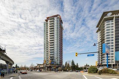 1506 691 North Rd, Condo with 1 bedrooms, 1 bathrooms and 1 parking in Coquitlam BC | Image 1