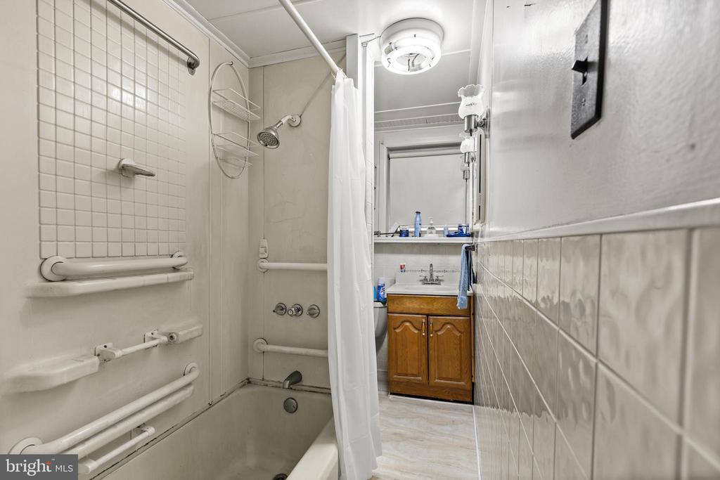 Residential in PHILADELPHIA 3