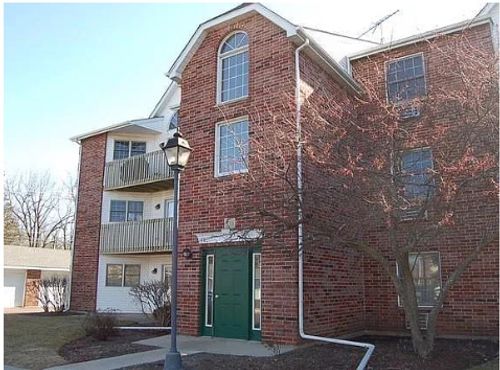 2c-511 Leah Ln, Woodstock, IL, 60098-7197 | Card Image