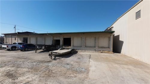 801 Hickory St, Saint Joseph, MO, 64503-2921 | Card Image