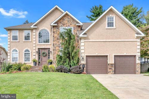 425 Peltoma Rd, HADDONFIELD, NJ, 08033-3951 | Card Image