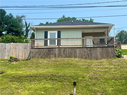 1905 Stewart Ave, Cambridge, OH, 43725-2052 | Card Image