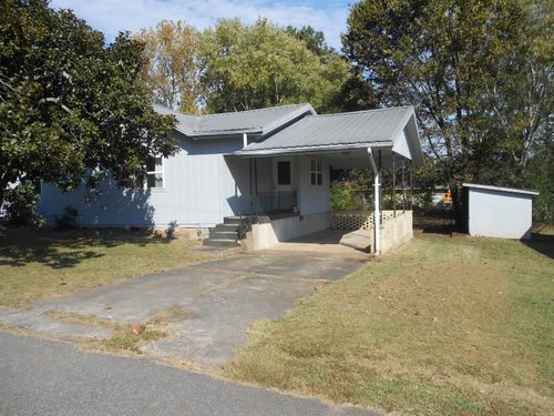 136 3rd St, Clinton, AR, 72031-7013 | Card Image