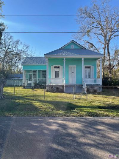 246 Carroll St, House other with 3 bedrooms, 2 bathrooms and null parking in Mandeville LA | Image 1