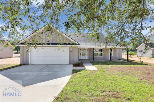 653 N Caswell St, Glennville, GA, 30427-2027 | Card Image