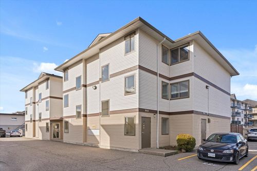 205-7435 Shaw Ave, Chilliwack, BC, V2R3C1 | Card Image