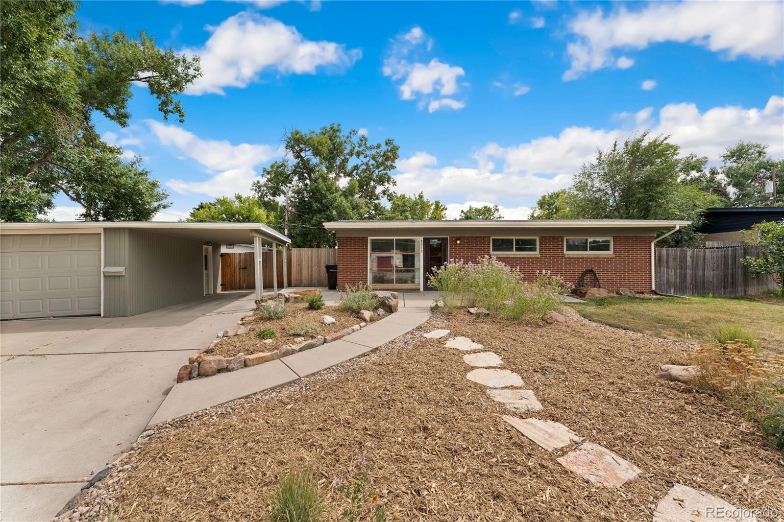Ridge Rd, Arvada, CO 80002