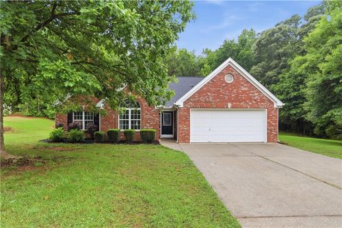 65 Williams Ct, Hoschton, GA, 30548-6317 | Card Image