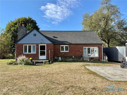 5559 Fremont Pike, Perrysburg, OH, 43551-9708 | Card Image