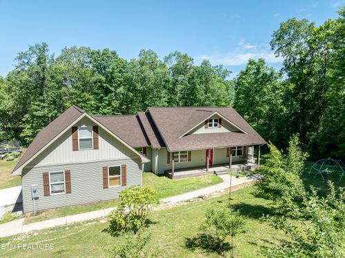 204 Forest Ridge Dr, Harriman, TN, 37748-4960 | Card Image
