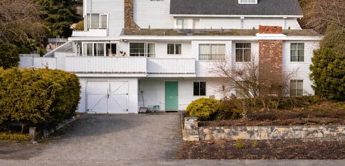 5395 Georgia St, Burnaby, BC, V5B1V3 | Card Image